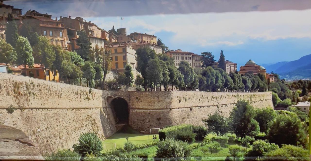 Smart Gold Apartment Luxury Central Bergamo Zewnętrze zdjęcie